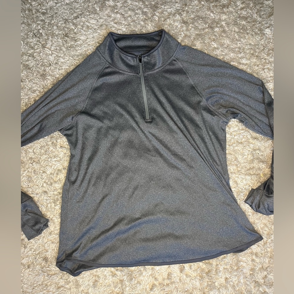 Women’s grey athletic long sleeved top